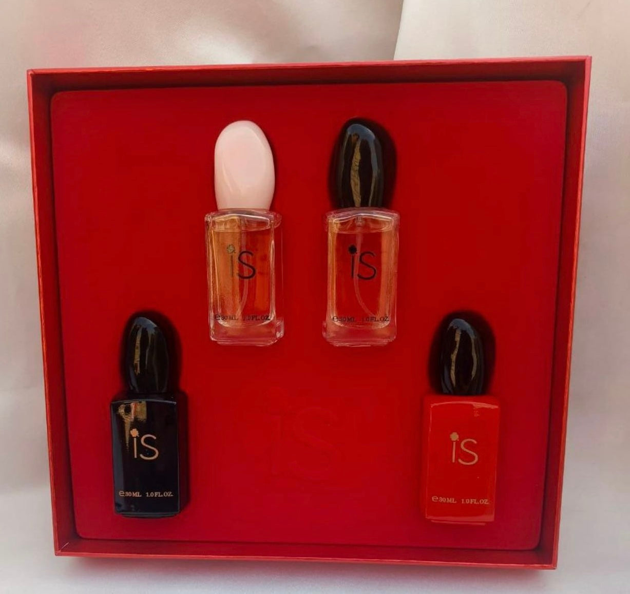 IS  4X 30ML Perfume Set.